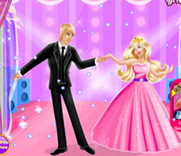 Barbie'nin Sihirli Dans Gösterisine Hazırlık