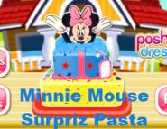 Minnie Mouse Sürpriz Pasta